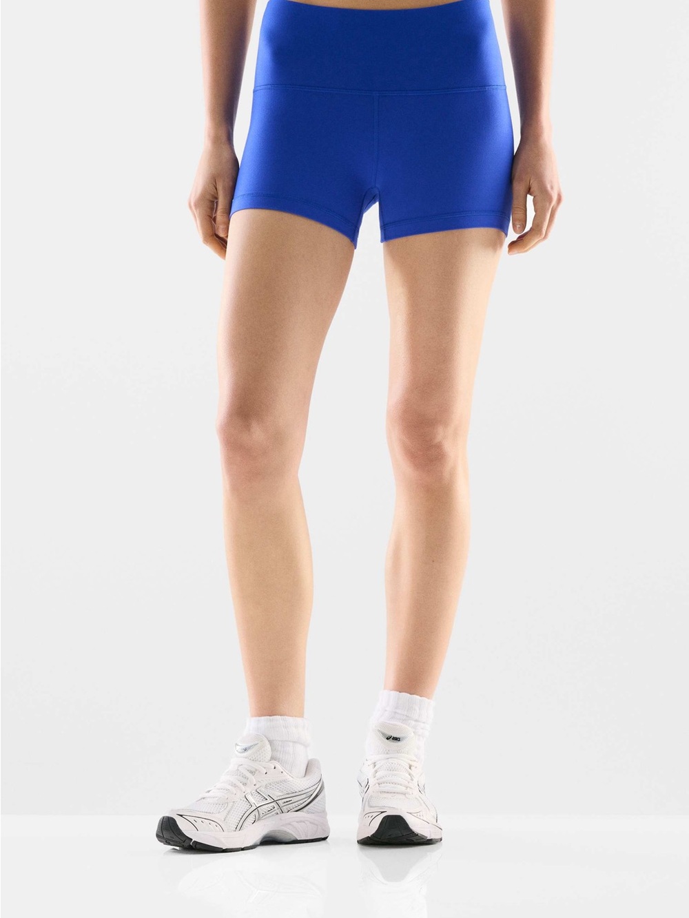 Aritzia bike shorts